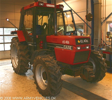 Case IH 844XL, 4 x 4, 12V, D (Front view, right side)