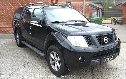 Nissan Navara, 4 x 4 (Front view, right side)