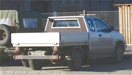 Toyota Hilux, 4 x 4, 12V (Rear view, right side)