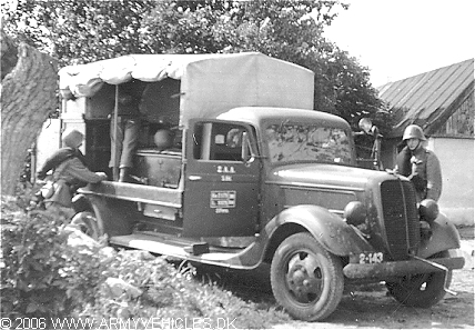 Ford Truck V8 1939 (Rear view, right side)