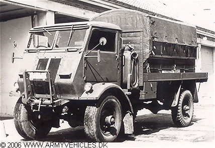 Ford WOT6, 4 x 4 (Front view, left side)